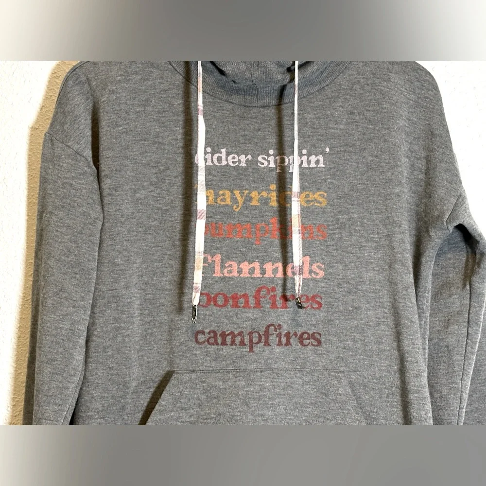 Maurices Fleece Hoodie with Plaid Hood Graphic Long Sleeve Sweatshirt Size M - Picture 3 of 16